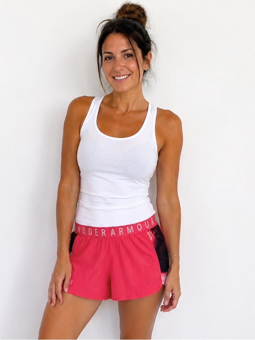 Under Armour HeatGear Running Shorts Women’s Medium Pink Loose Athletic Gym